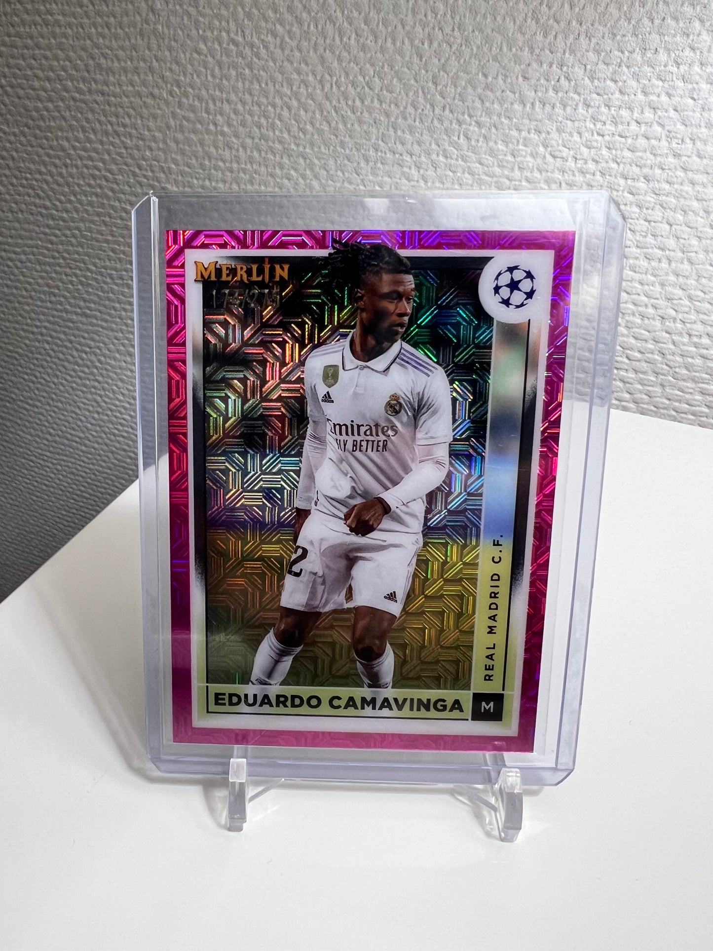Merlin Chrome 22-23 - Eduardo Camavinga Pink Mojo /275 - Real Madrid