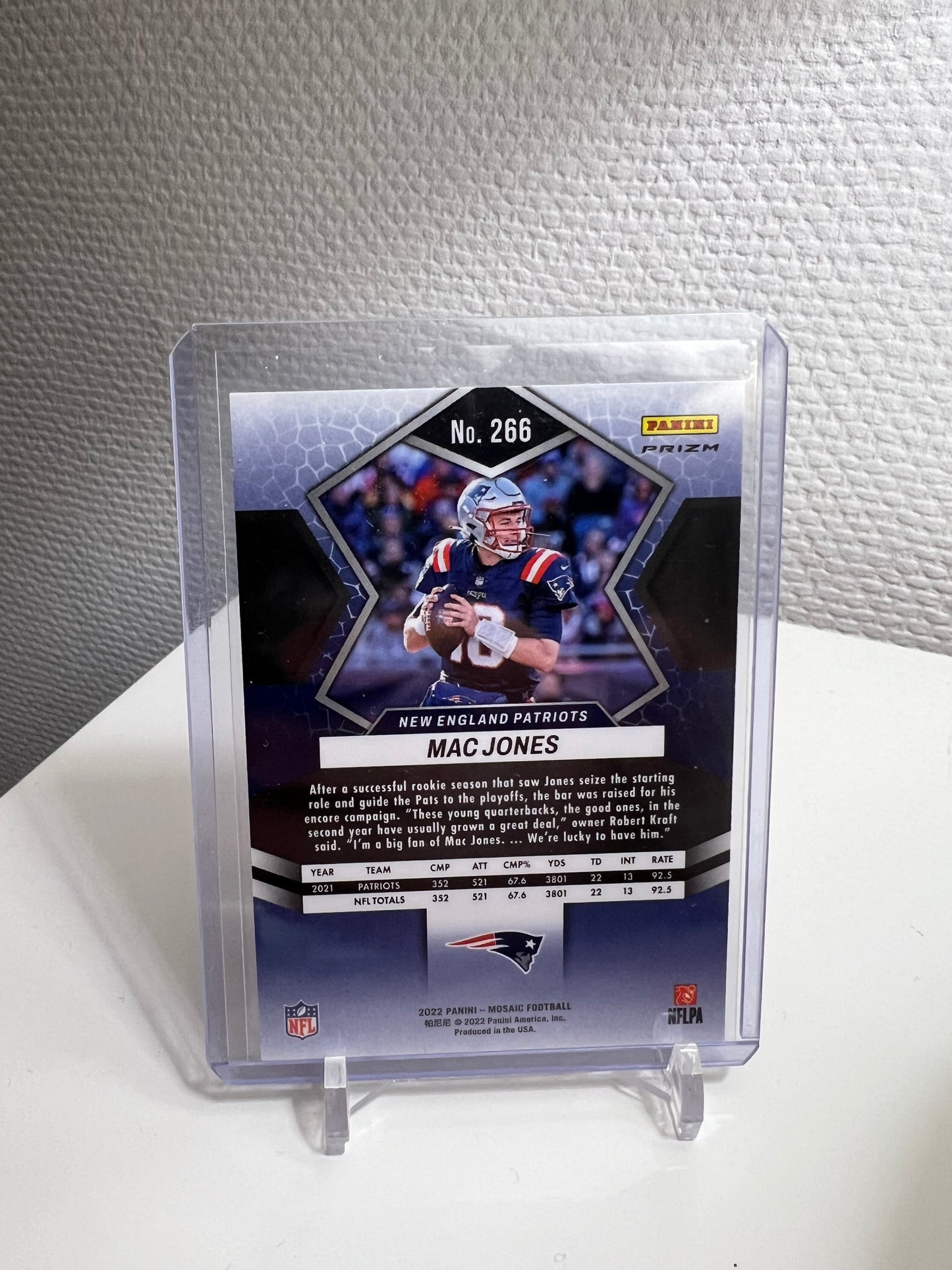 Mosaic 22 - Mac Jones Pink Prizm National Pride - New England Patriots