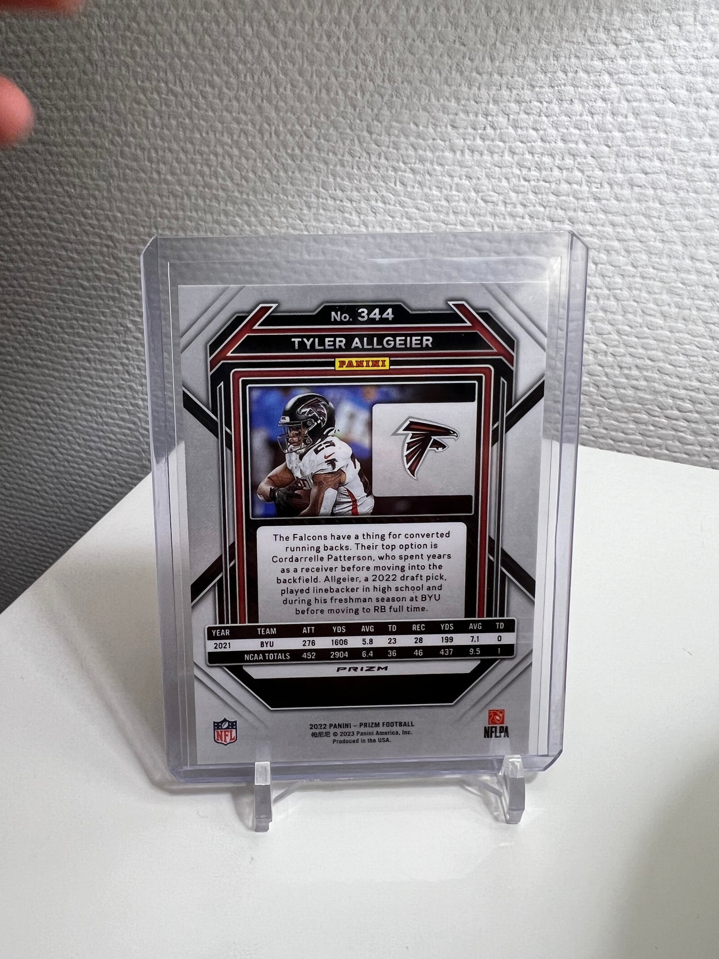 Prizm 22 - Tyler Allgeier Green RC Card - Atlanta Falcons