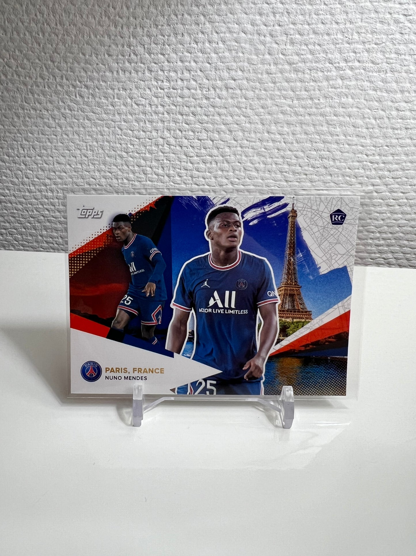 Team-Set 21-22 - Nuno Mendes Our City RC Card - Paris Saint-Germain