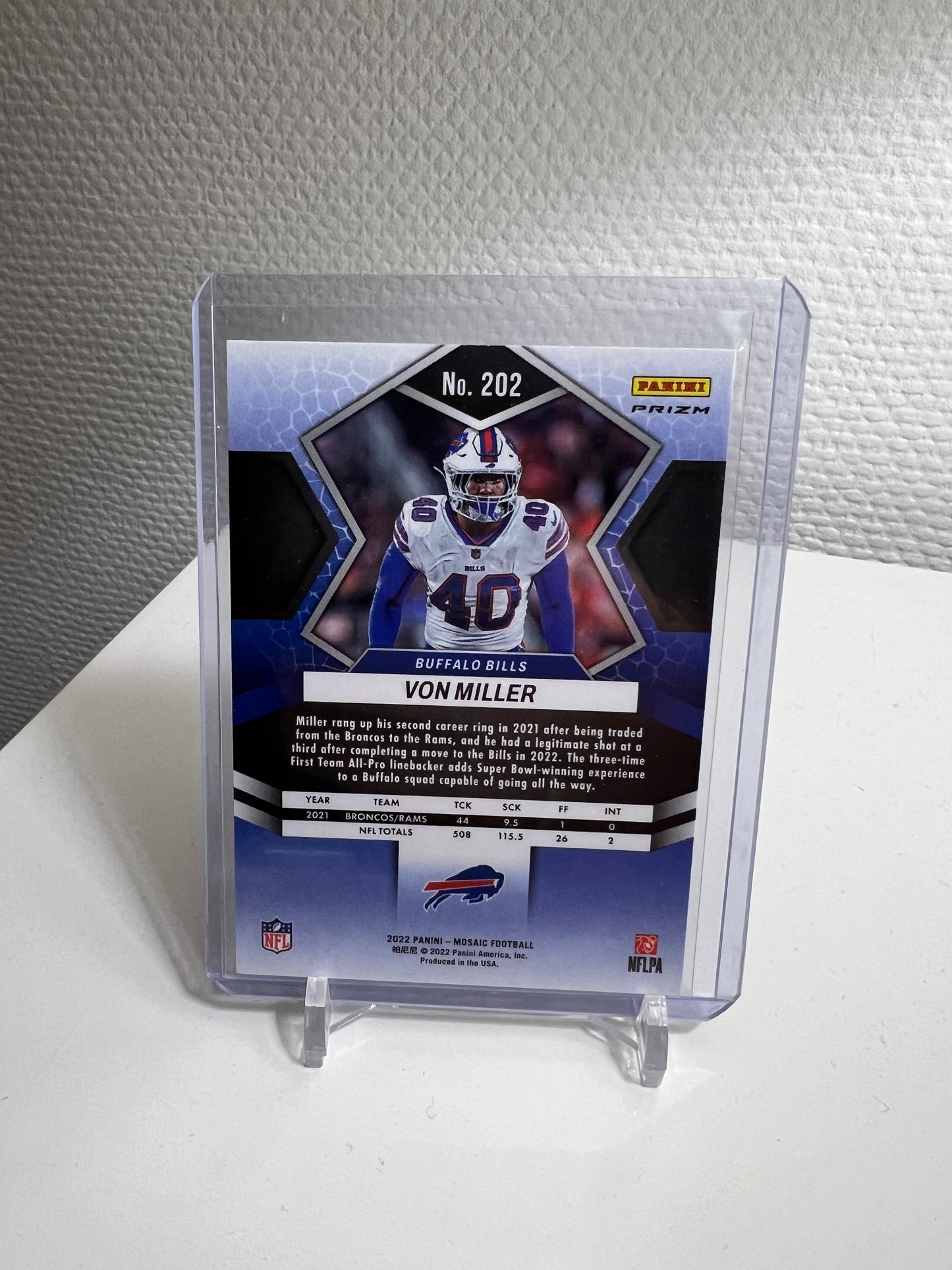 Mosaic 22 - Von Miller Green Prizm - Buffalo Bills