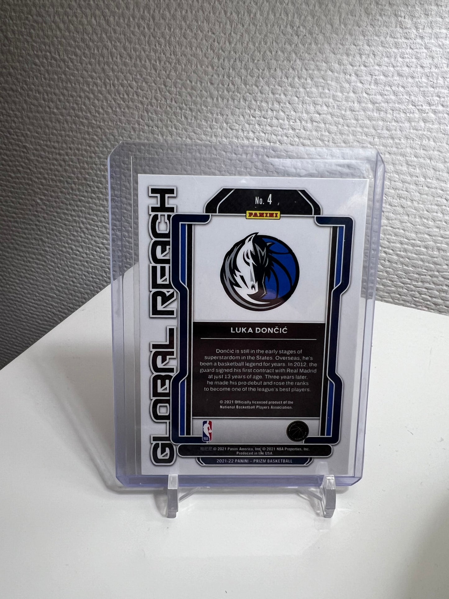 Prizm 21-22 - Luka Doncic Global Reach - Dallas Mavericks