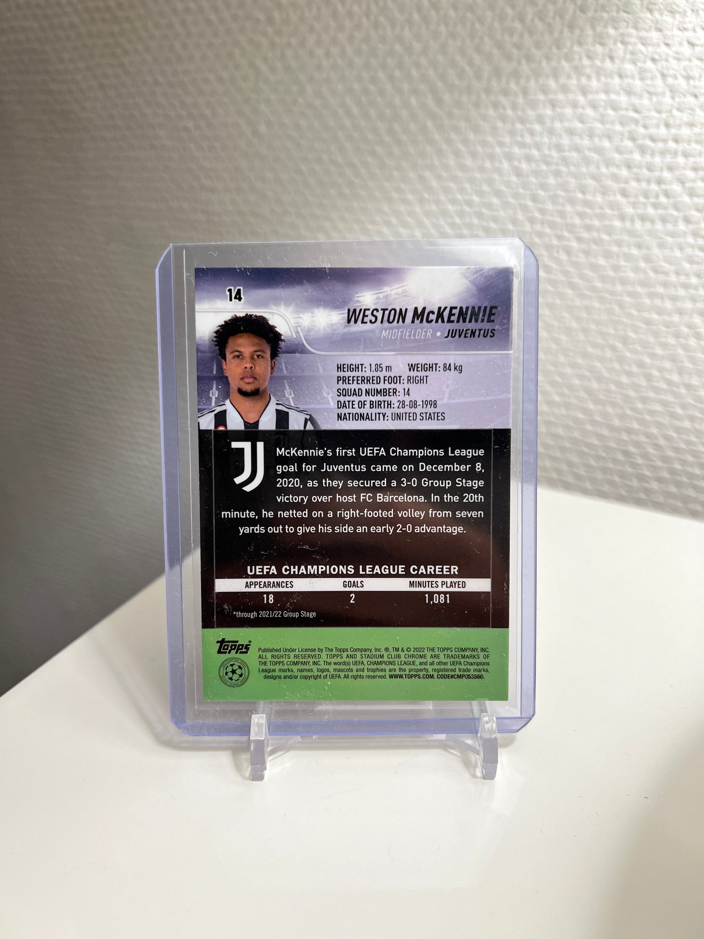 Stadium Club Chrome 21-22 - Weston McKennie Blue Prism - Juventus Turin