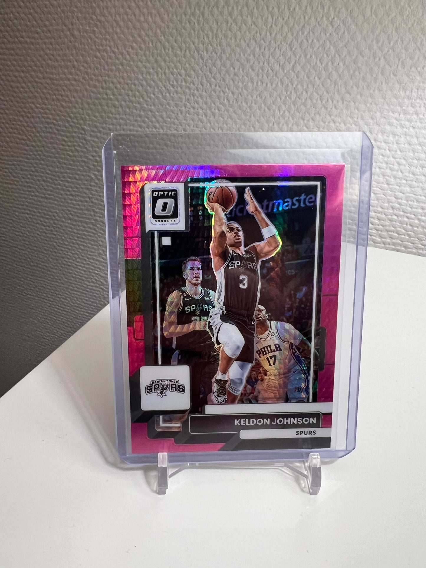 Donruss Optic 22-23 - Keldon Johnson Hyper Pink Prizm - San Antonio Spurs