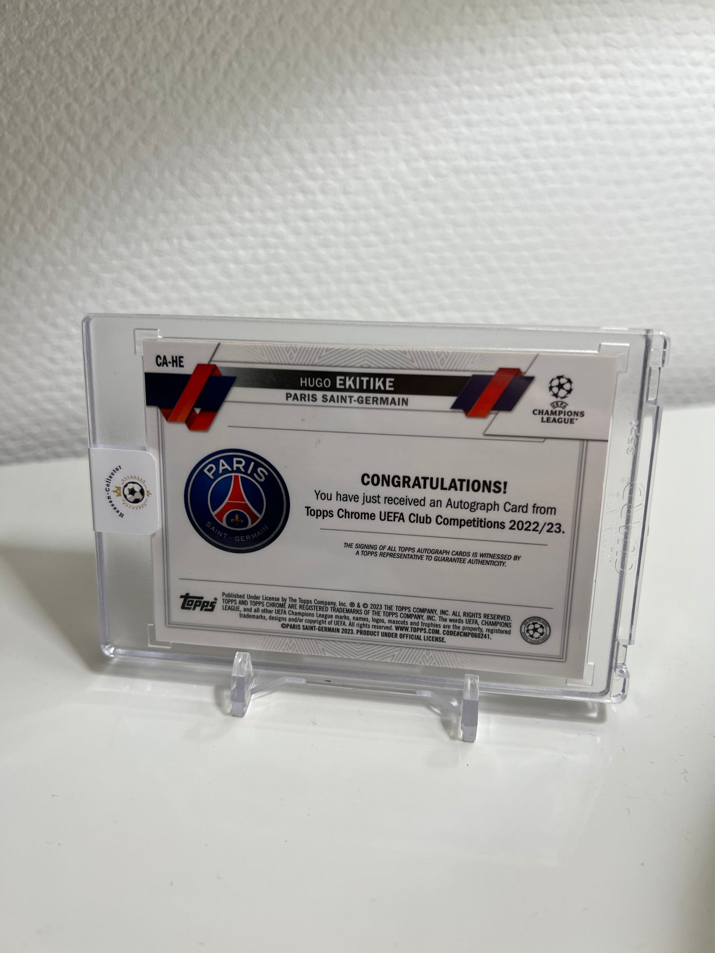Chrome 22-23 - Hugo Ekitike Autograph Orange Lava RC Card - Paris Saint-Germain #CA-HE