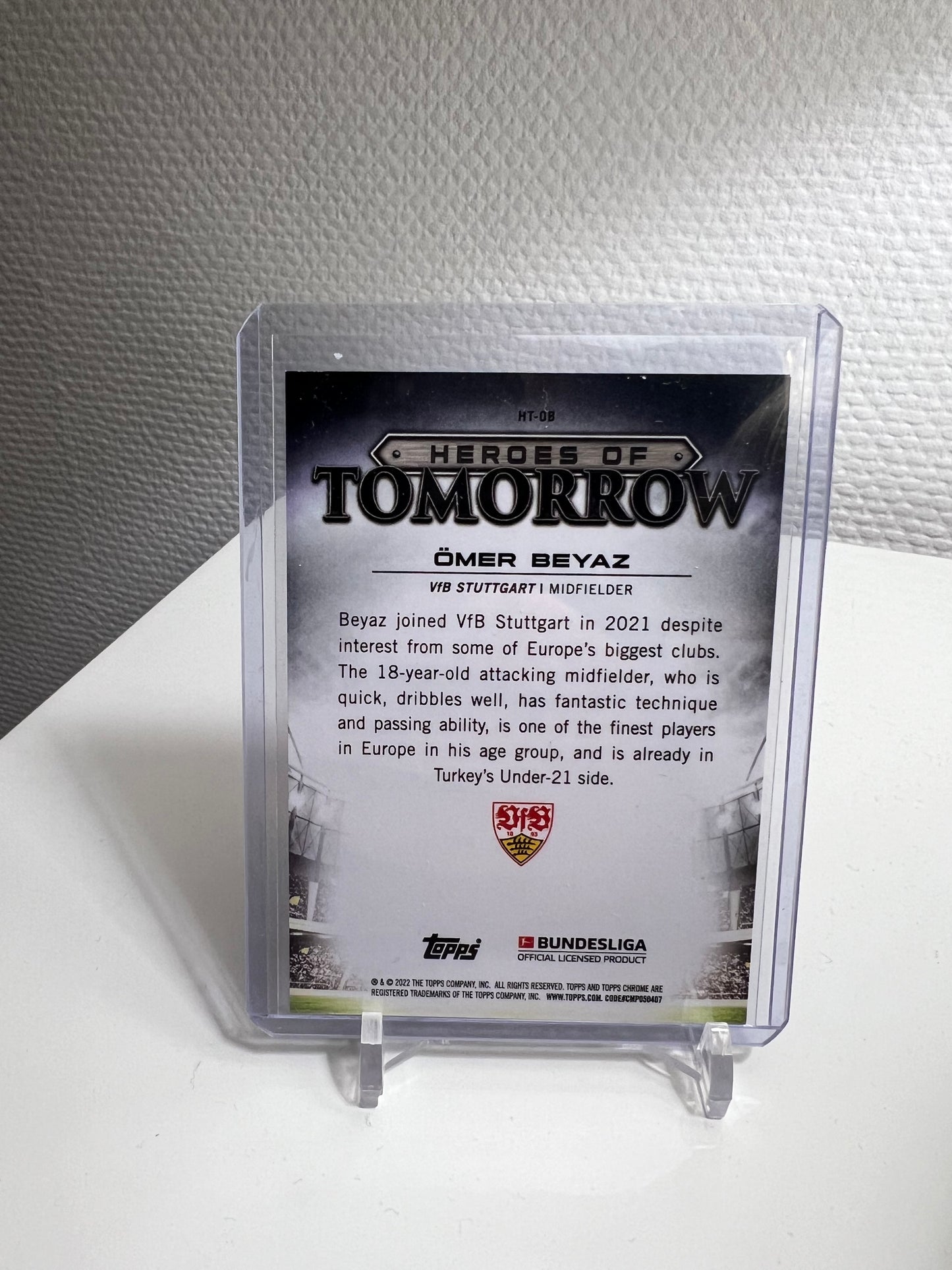 Chrome Sapphire 21-22 - Ömer Beyaz Heroes of Tomorrow RC Card - VfB Stuttgart #HT-OB