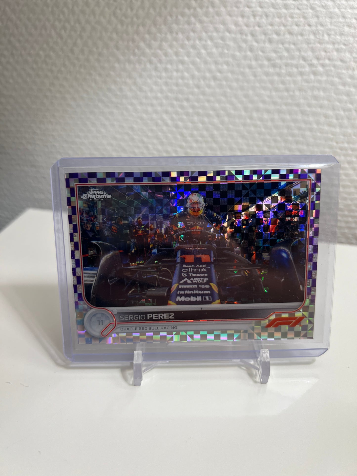 Chrome 22 - Sergio Perez Purple Checkered Flag X-Fractor /199 - Oracle Red Bull Racing
