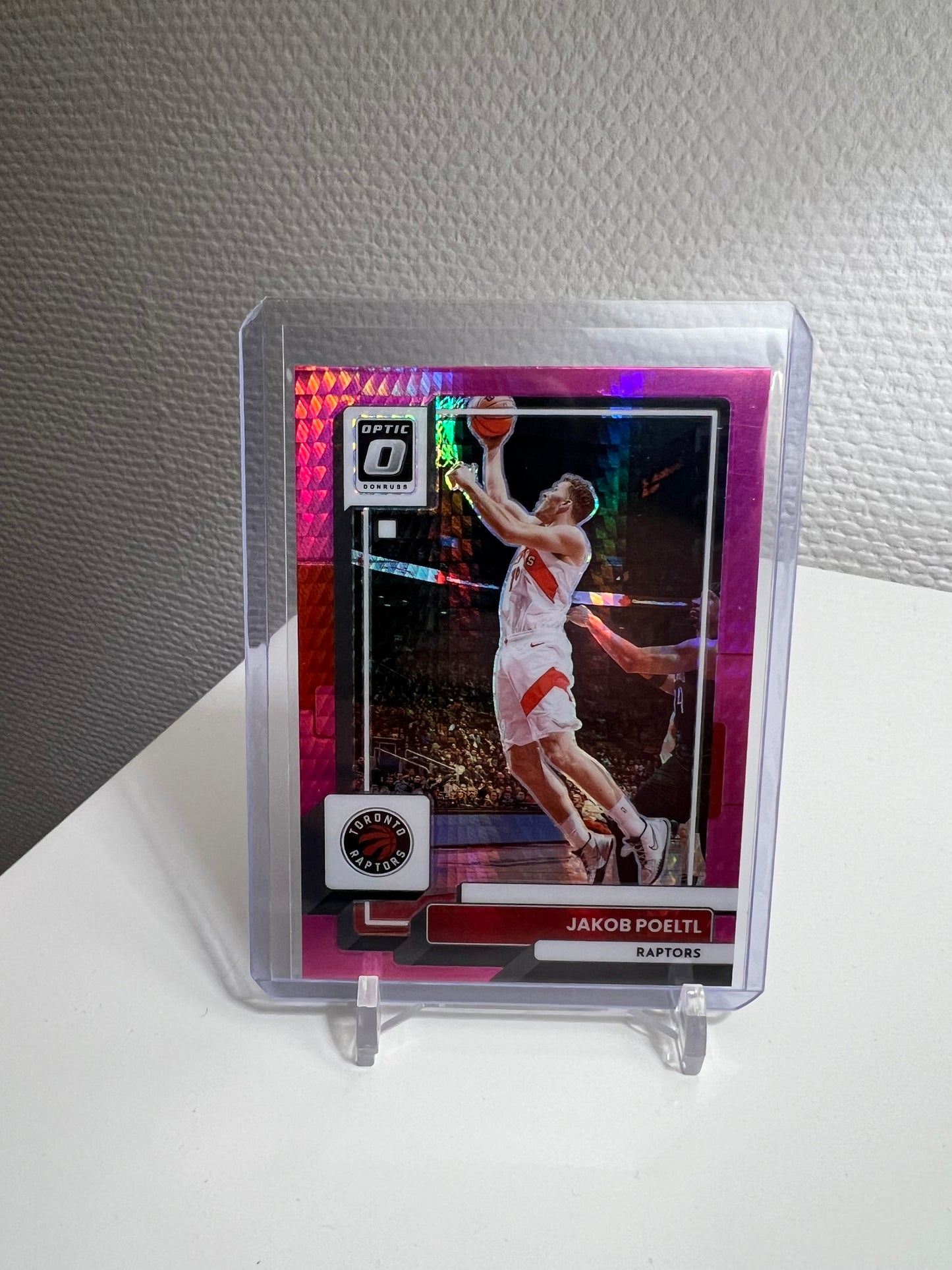Donruss Optic 22-23 - Jakob Poeltl Hyper Pink Prizm - Toronto Raptors