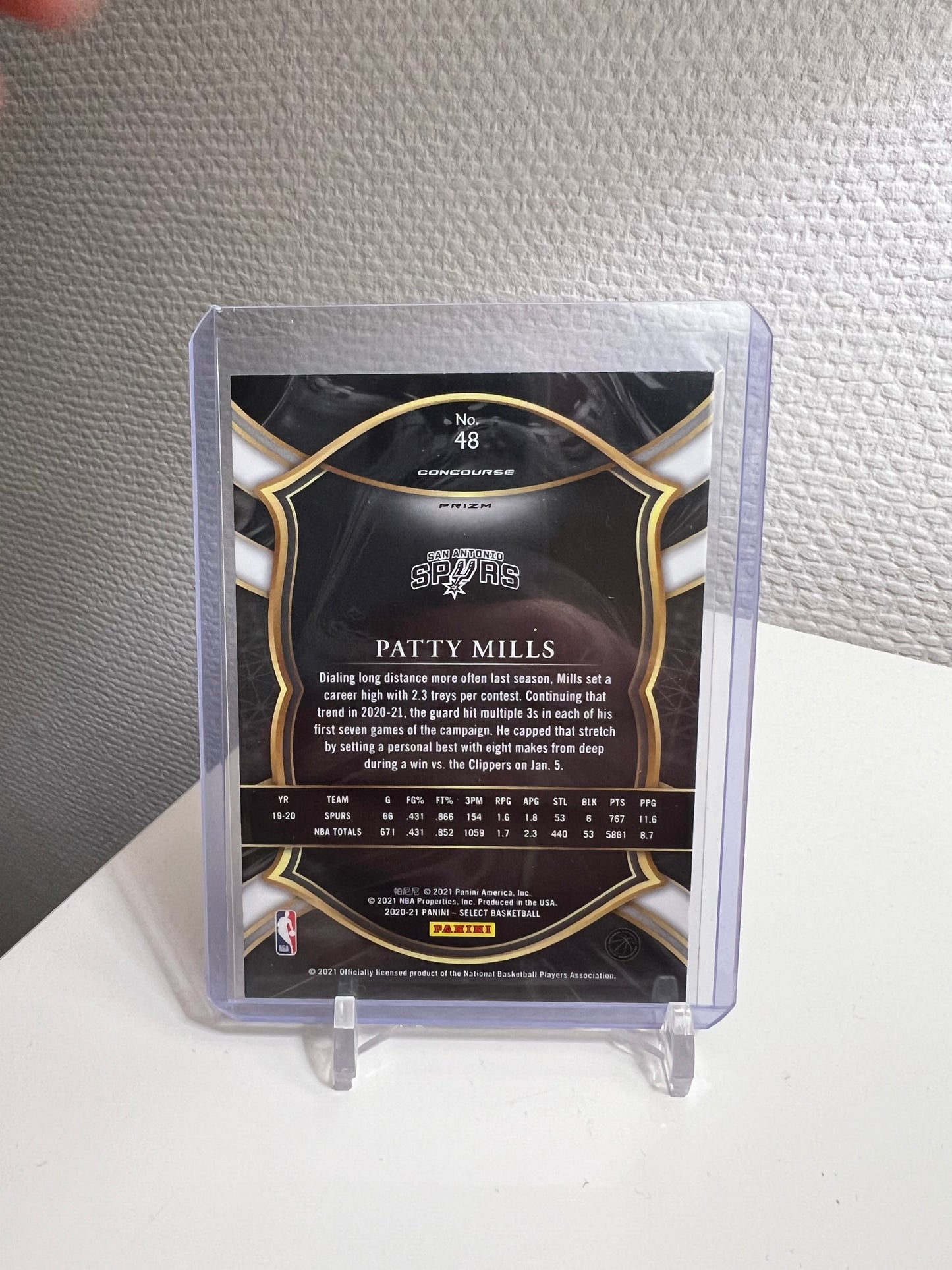 Select 20-21 - Patty Mills Prizm Tri-Color Shimmer - San Antonio Spurs