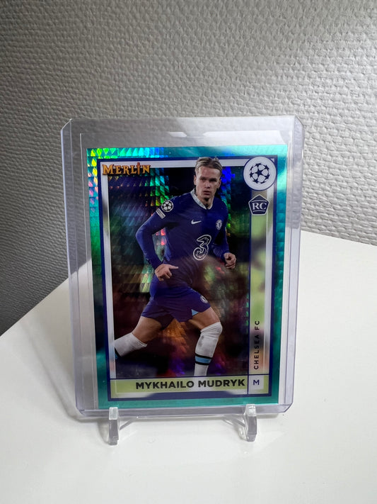 Merlin Chrome 22-23 - Mykhailo Mudryk Aqua Prism RC Card - Chelsea London