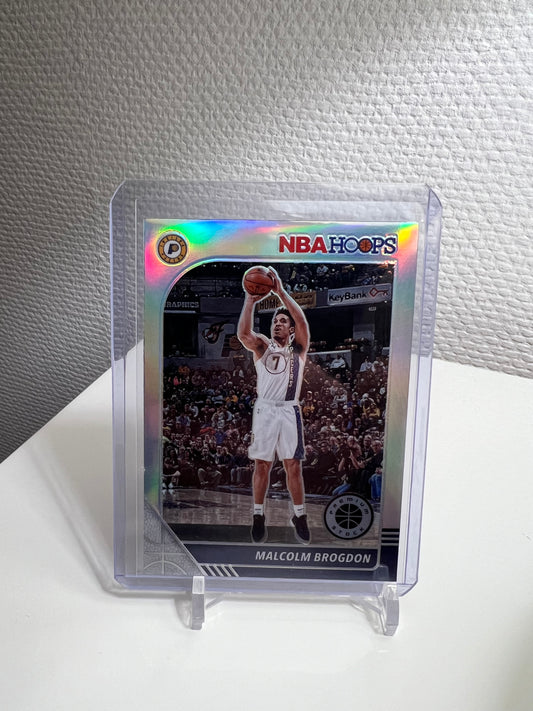 Hoops Premium Stock 19-20 - Malcolm Brogdon Silver Prizm - Indiana Pacers