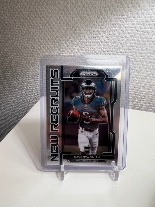 Prizm 21 - DeVonta Smith New Recruits RC Card - Philadelphia Eagles #NR-6