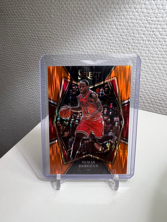 Select 21-22 - DeMar DeRozan Orange Shimmer Prizm - Chicago Bulls