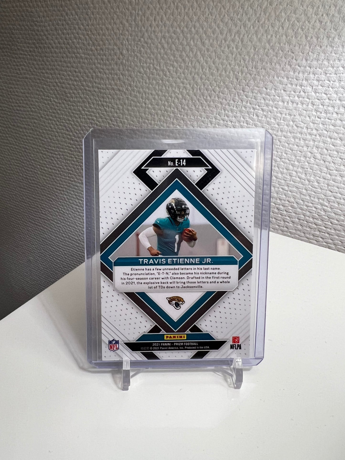 Prizm 21 - Travis Etienne Jr. Emergent RC Card - Jacksonville Jaguars #E-14