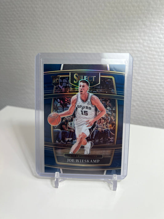 Select 21-22 - Joe Wieskamp Holo Concourse RC Card - San Antonio Spurs