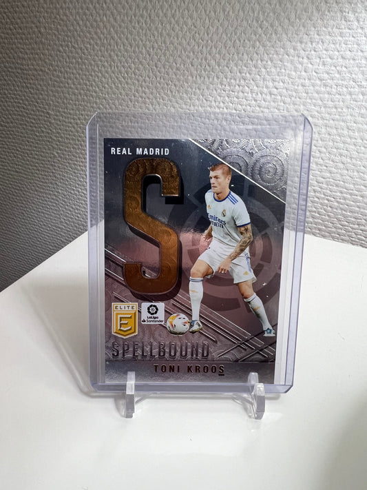 Donruss Elite 21-22 - Toni Kroos Spellbound S - Real Madrid