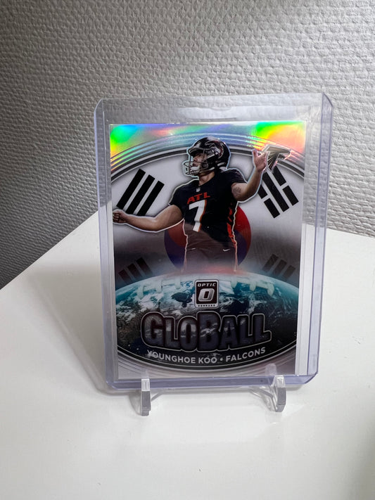 Donruss Optic 21 - Younghoe Koo GloBall Silver Prizm - Atlanta Falcons #GB-7