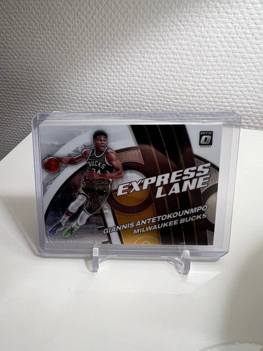 Donruss Optic 21-22 - Giannis Antetokounmpo Express Lane - Milwaukee Bucks