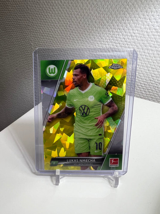 Chrome Sapphire 21-22 - Lukas Nmecha Yellow /99 - VfL Wolfsburg