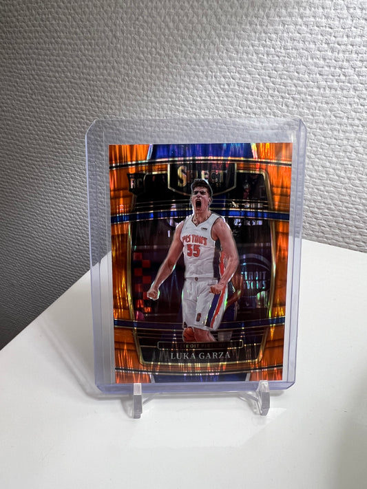 Select 21-22 - Luka Garza Orange Shimmer Prizm RC Card - Detroit Pistons