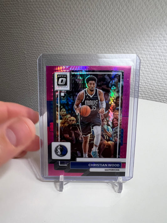 Donruss Optic 22-23 - Christian Wood Hyper Pink Prizm - Dallas Mavericks