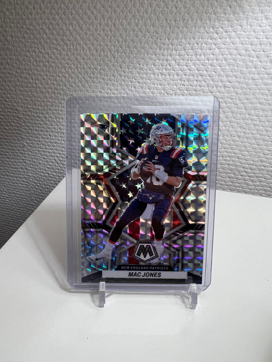 Mosaic 22 - Mac Jones Silver Prizm National Pride - New England Patriots