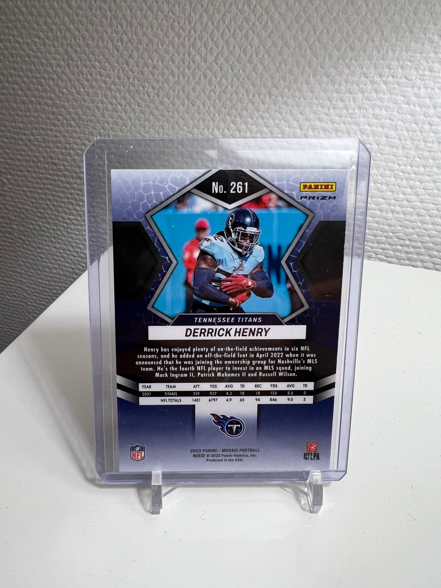Mosaic 22 - Derrick Henry National Pride Pink Prizm - Tennessee Titans